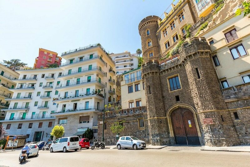 Апартаменты Giardino Margherita by Napoliapartmetns в Неаполе