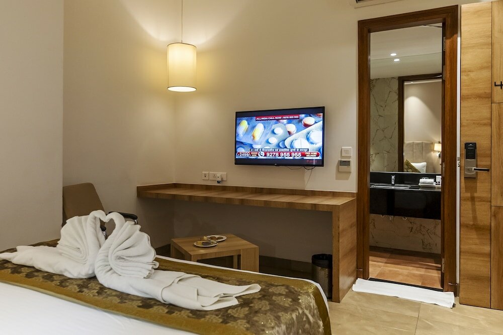 Фото Celebrant Hotel