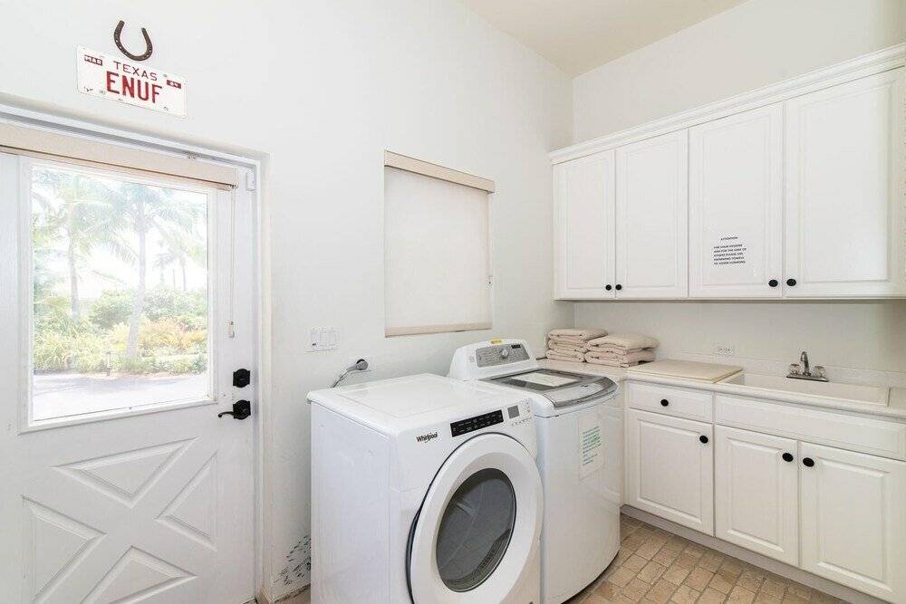 Фото Blue Water Villa