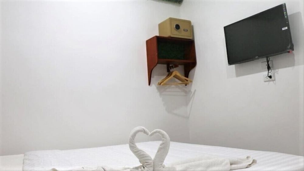 Фото Champion Hotel & Pub