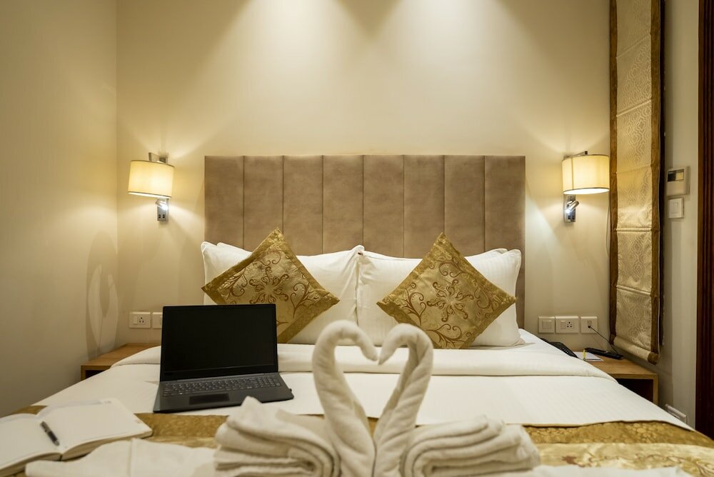 Фото Celebrant Hotel