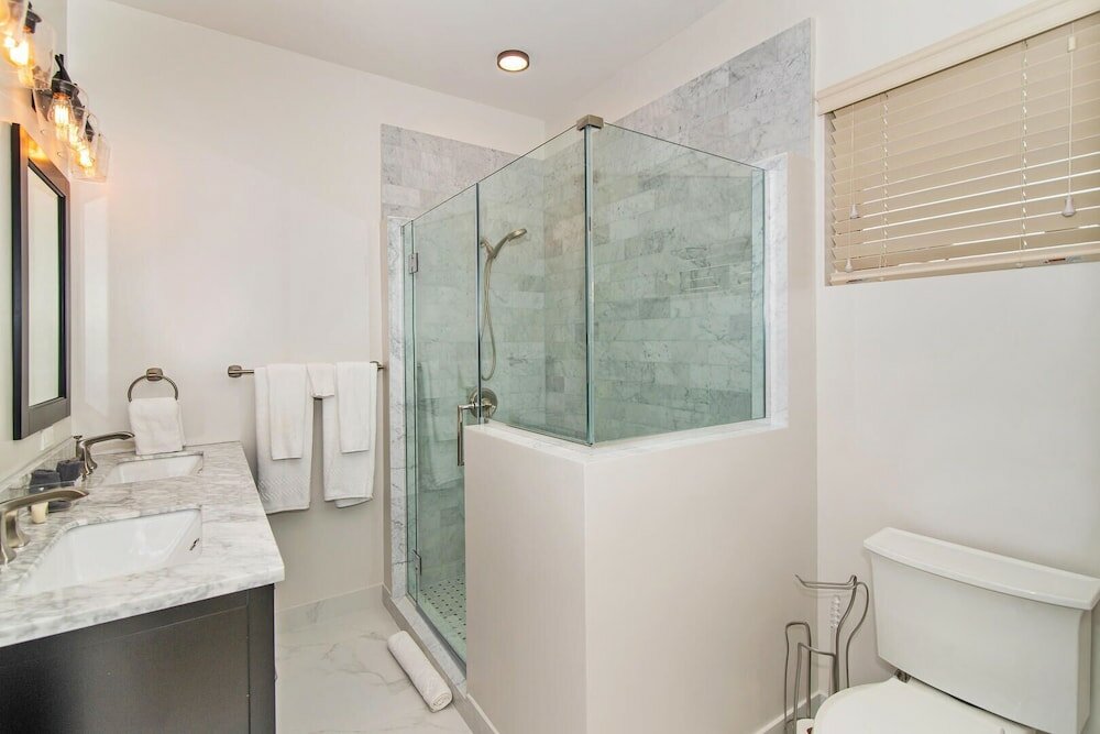 Фото Blue Water Villa