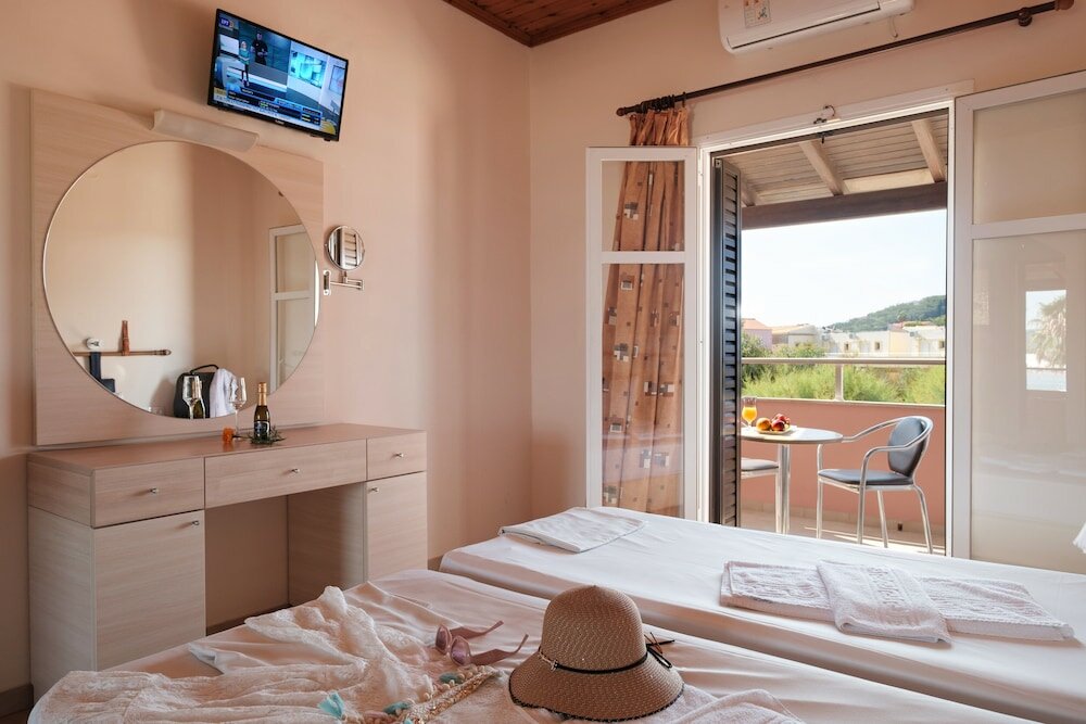 Фото Canal D' Amour by Estia