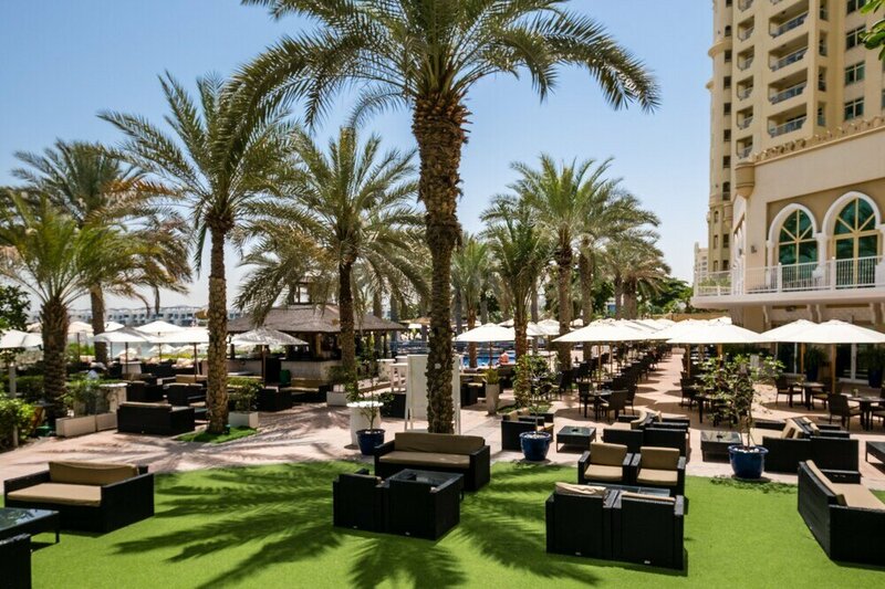 Апартаменты Maison Privee - Stylish Apt with Large Patio close to the Beach в Дубае