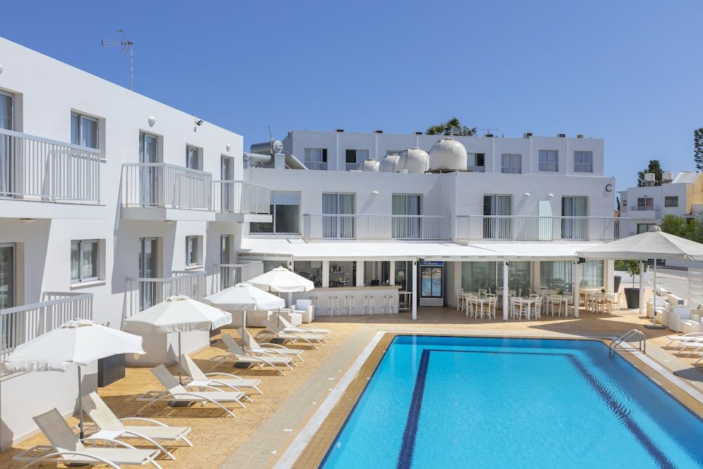 Фото Mia Hotel Apartment