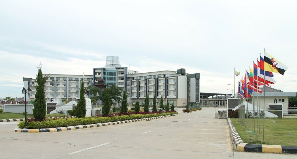 Фото Mingalar Thiri Hotel