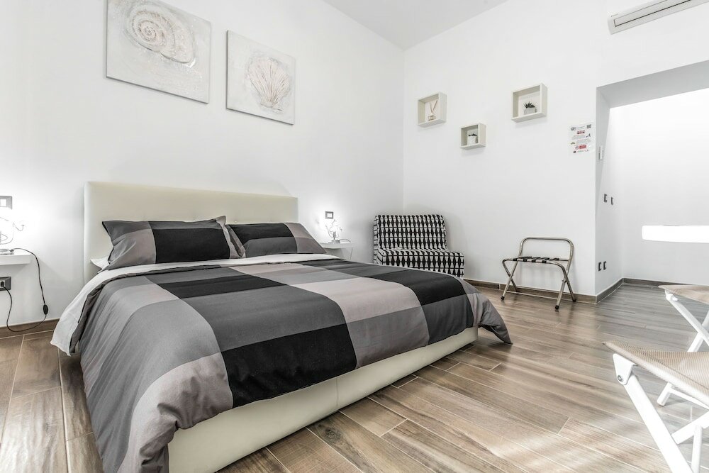 Фото Scirocco Rooms