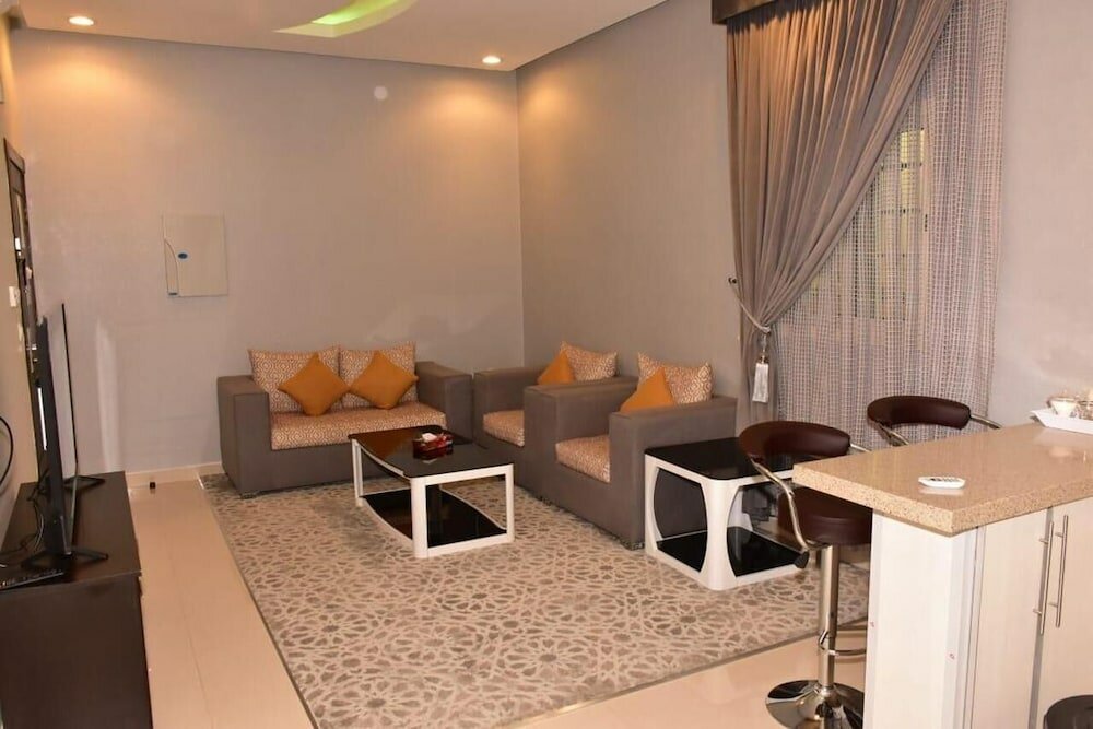 Фото In Maz Aparthotel