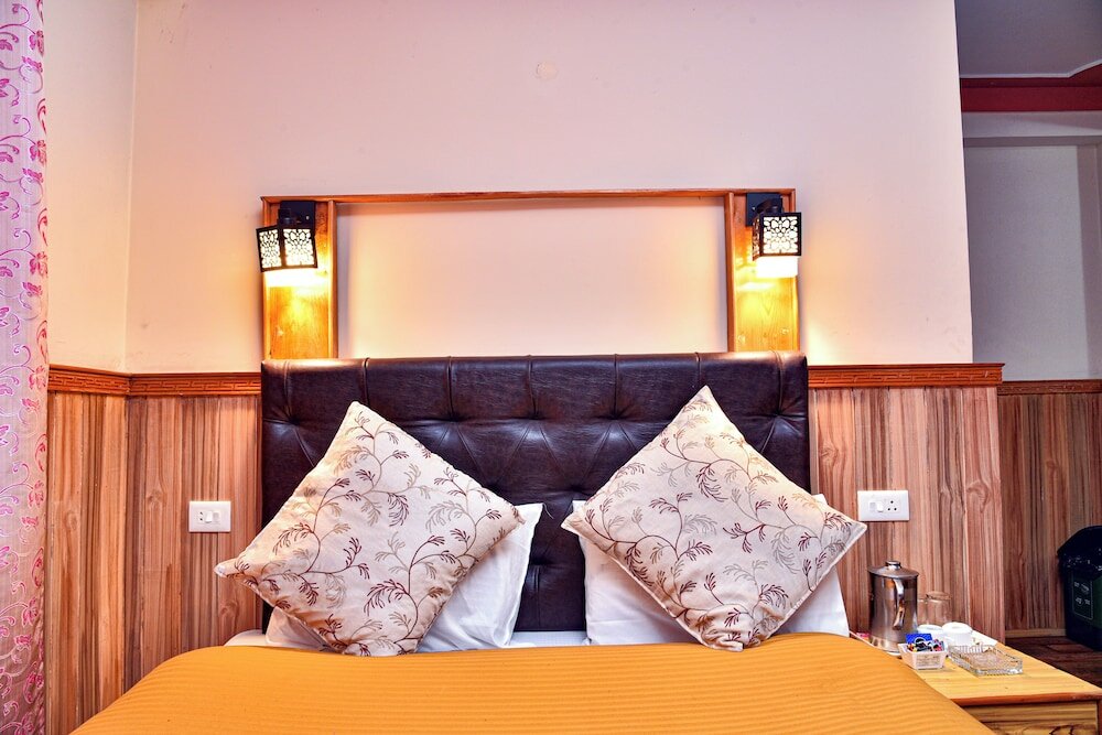 Фото Rufina Blue Pine