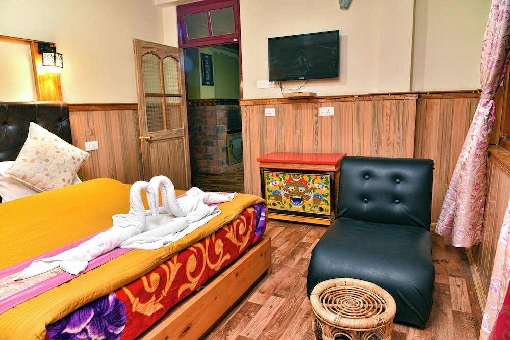 Фото Rufina Blue Pine