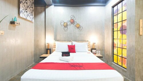 Гостиница RedDoorz Plus @ Taft North Mandurriao в Илоило