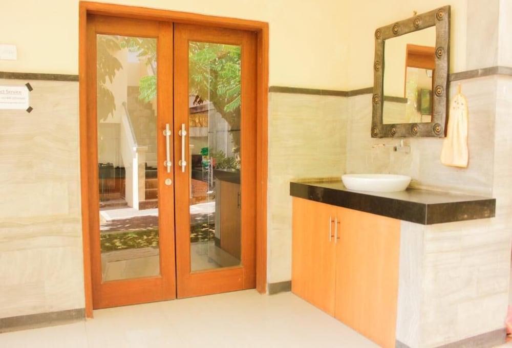 Фото Santi HomeStay