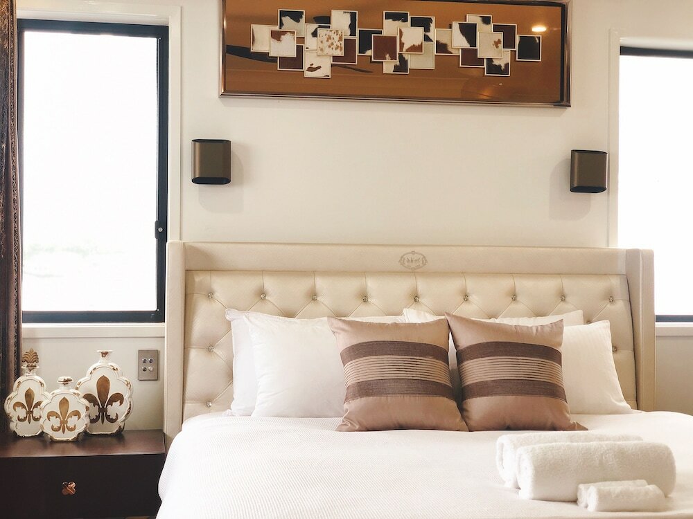 Фото Luxury House Collection Four Beds