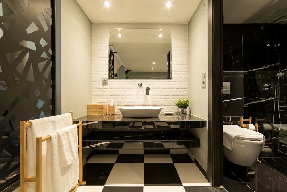 Фото Oinoelia Luxury Suites & Residence