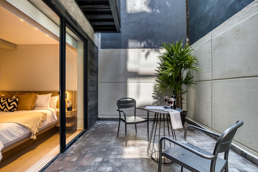 Фото Uliv Poe 240