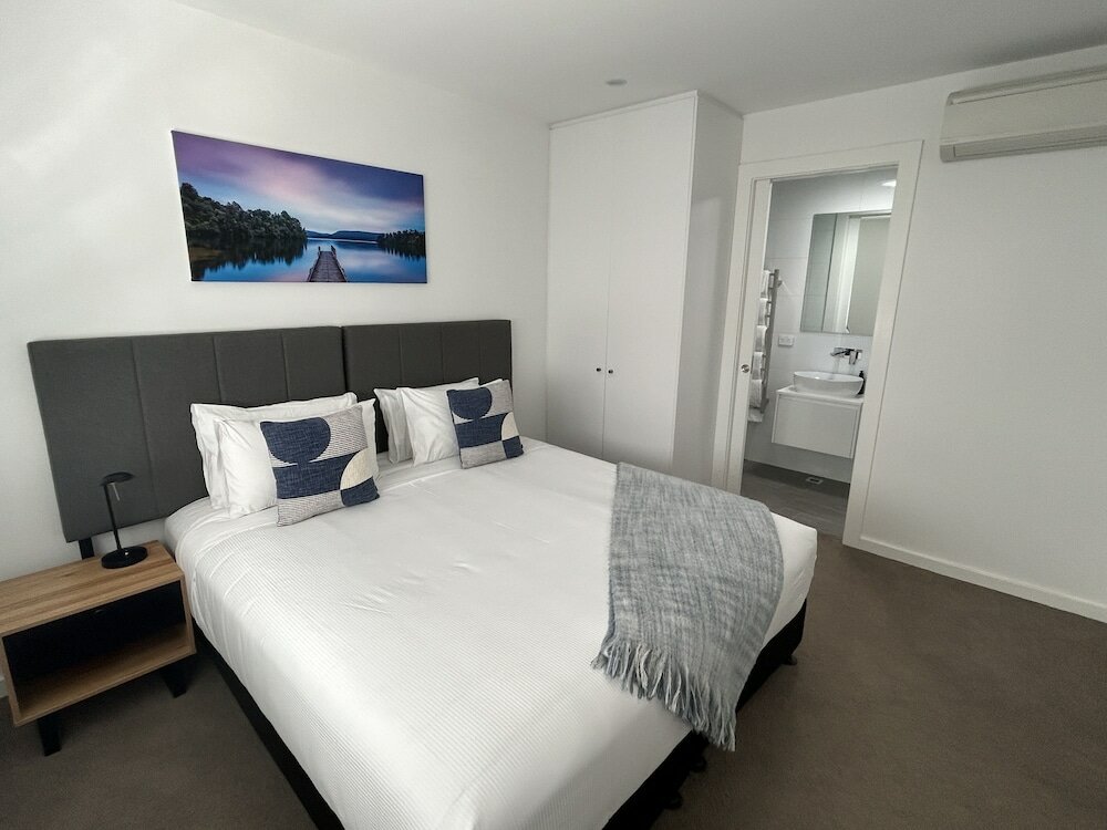 Фото Marina Terrace Apartments