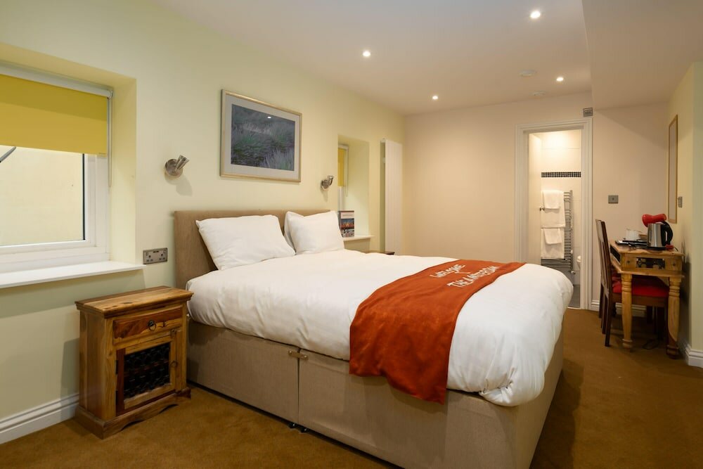 Фото Amsterdam Hotel and A Bar