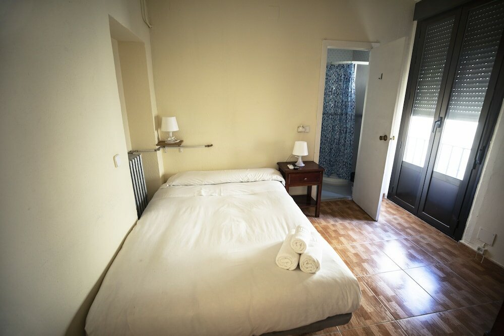 Фото Hostal Los Perales