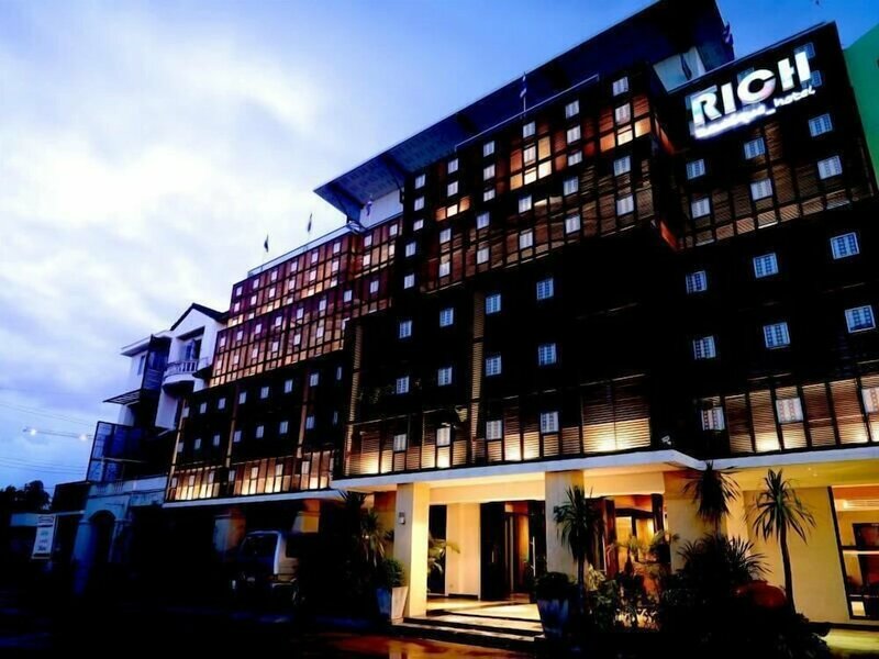Гостиница Rich Boutique Hotel