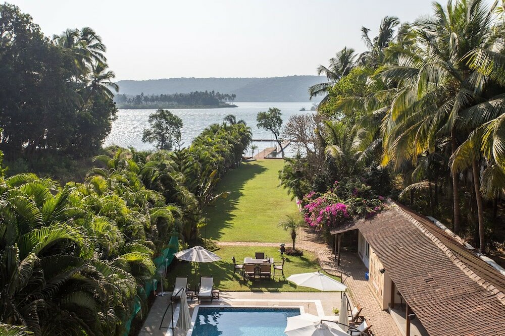 Фото Safira River Front Resort