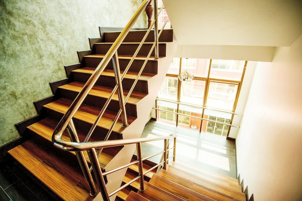 Фото Mr Mac's Hotel