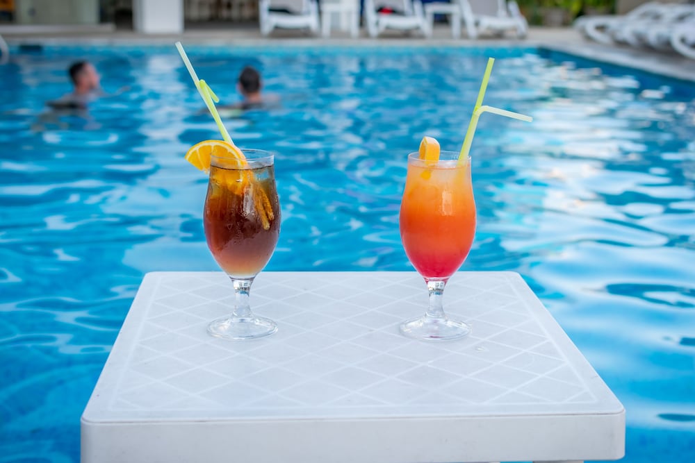 Фото A. Maos Hotel Apartments