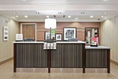 Гостиница Hampton Inn & Suites by Hilton Toronto Markham в Маркеме