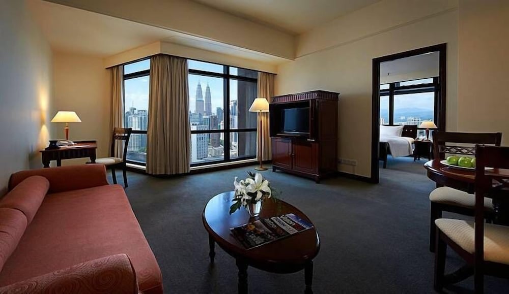 Фото Excellent Service Suites at Times Square