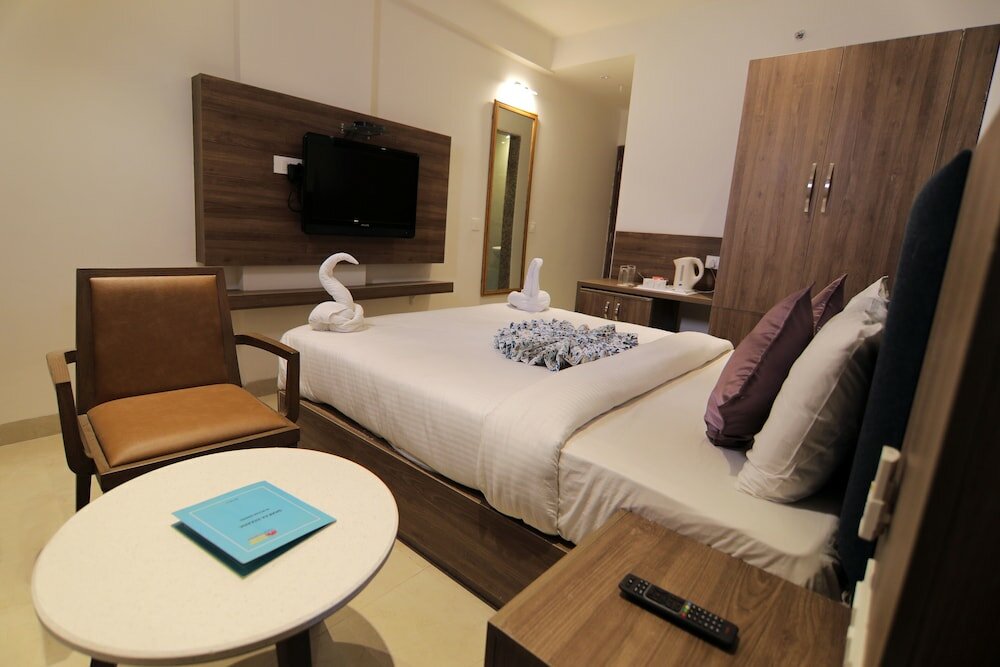 Фото Hotel Mumbai House Express