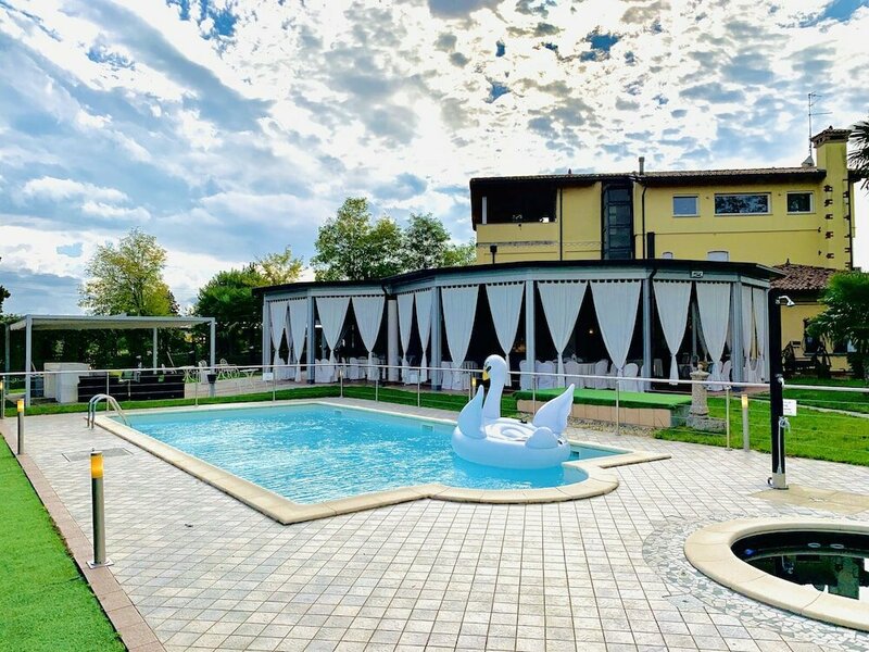 Гостиница Villa Riviera