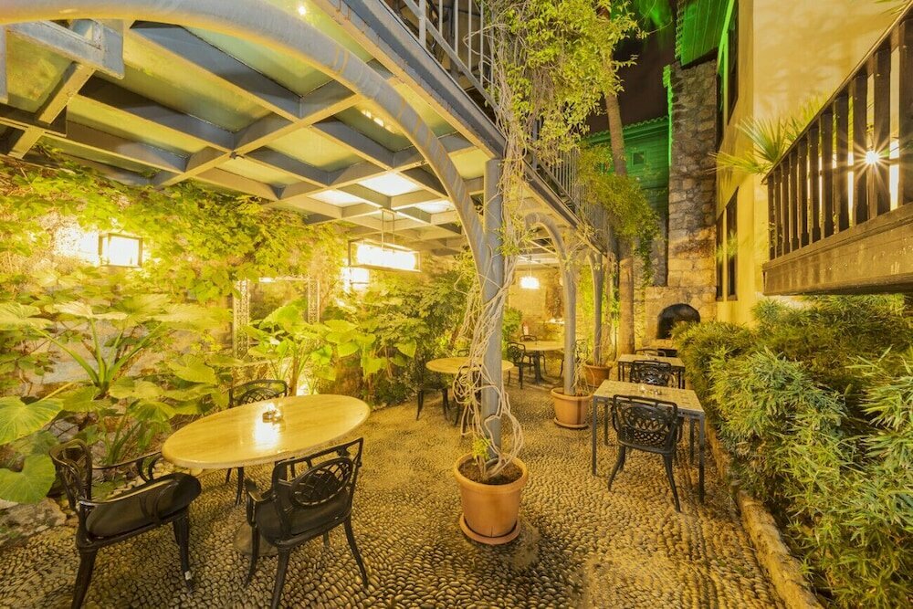 Hotel Mesmerizing Hotel Room Near Hadrian s Gate, Antalya, photo