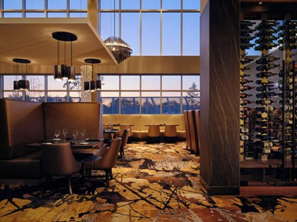 Фото Pickering Casino Resort