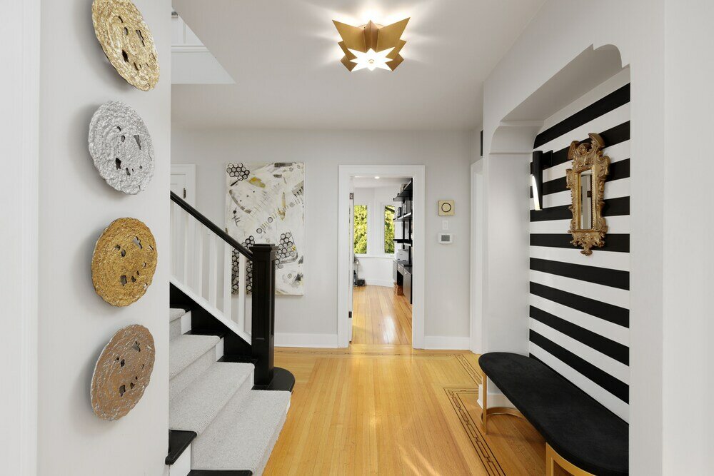 Фото 522 Vancouver Avenue