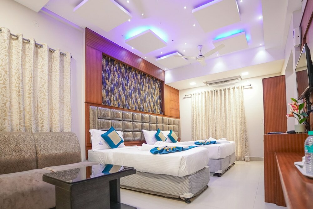 Фото Pine Tree Boutique Hotel - Greams Road