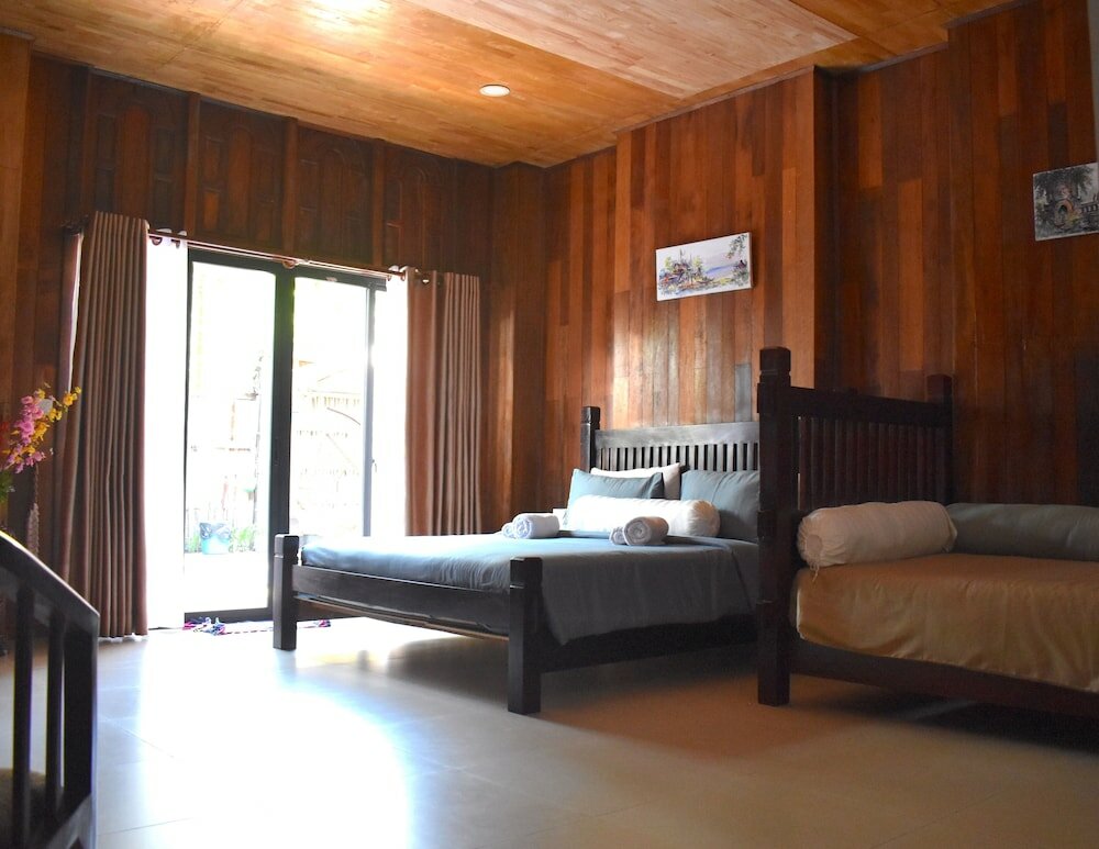 Фото Three Little Birds