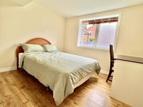 Гостиница Cozy Richmond Hill Homestay в Ричмонд-Хилл