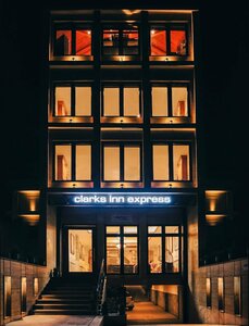 Гостиница Clarks Inn Express Dehradun в Дехрадуне
