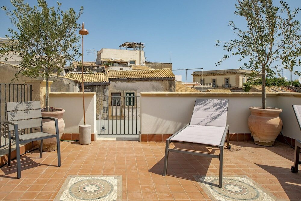 Фото La terrazza sul vicolo della Giudecca by Wonderful Italy