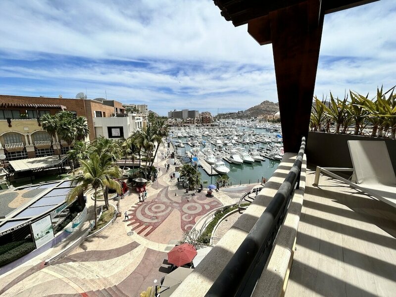 Гостиница The Paraiso Residences at Marina Cabo в Кабо-Сан-Лукас