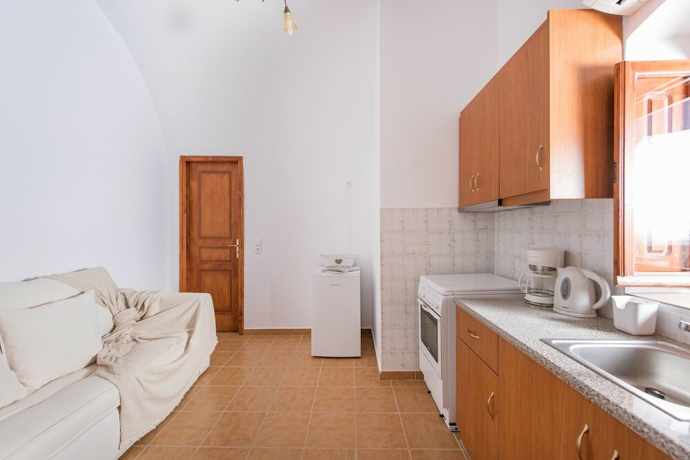 Фото Aenaon Estate 1896 by K&k