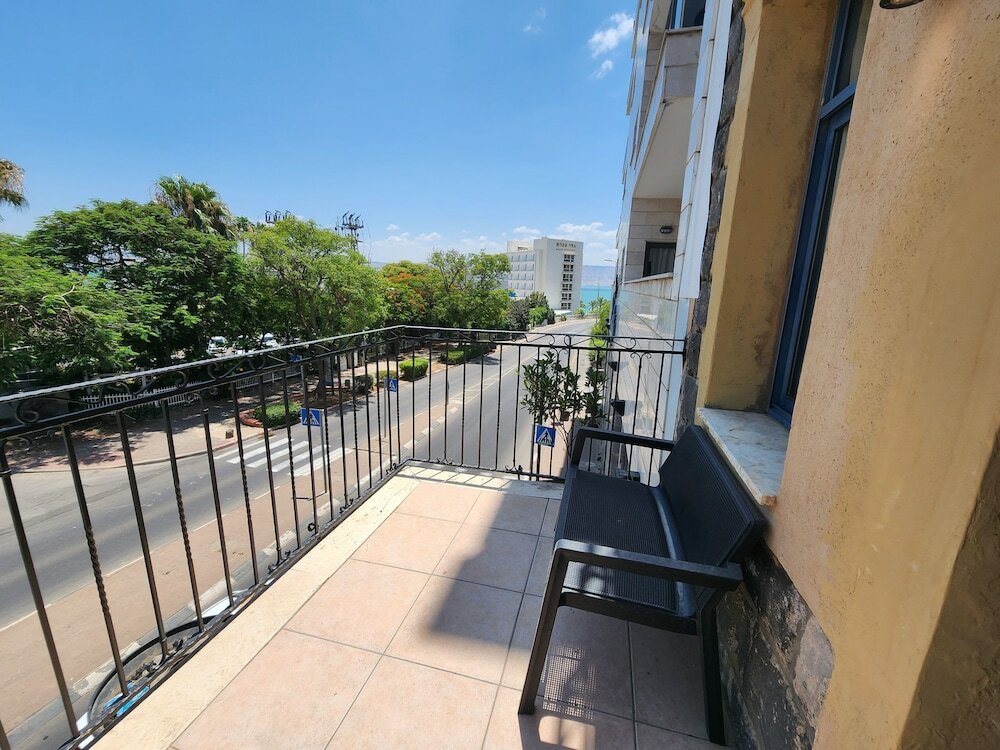 Фото Tiberia hotel