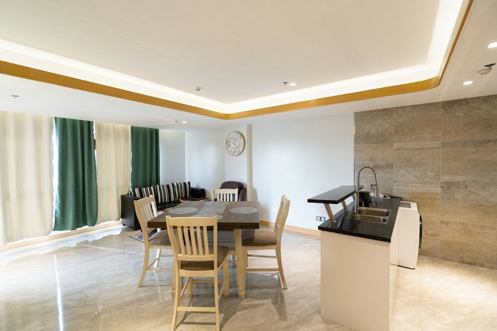 Фото One Euphoria Luxe Hotel