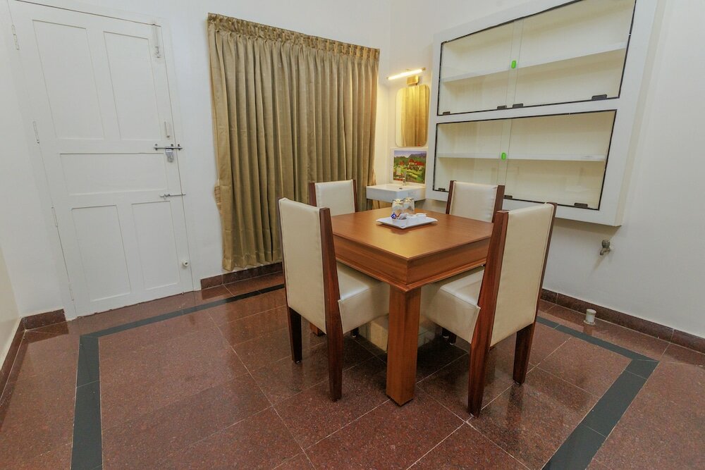 Фото Hotel Bluemoon