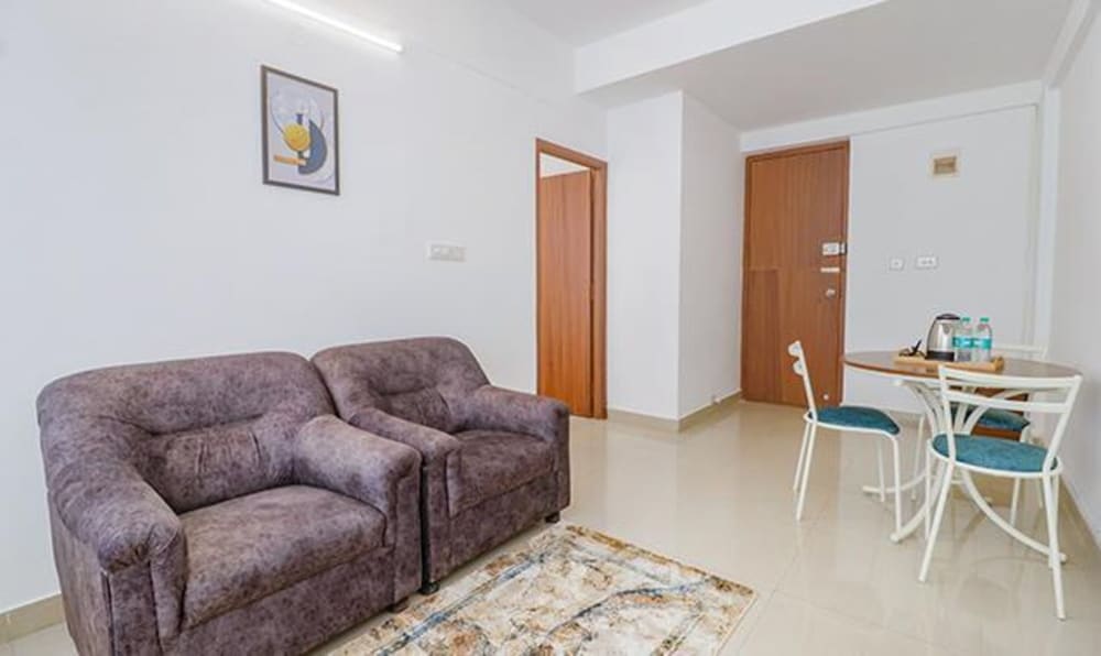 Фото Fabhotel Zeke