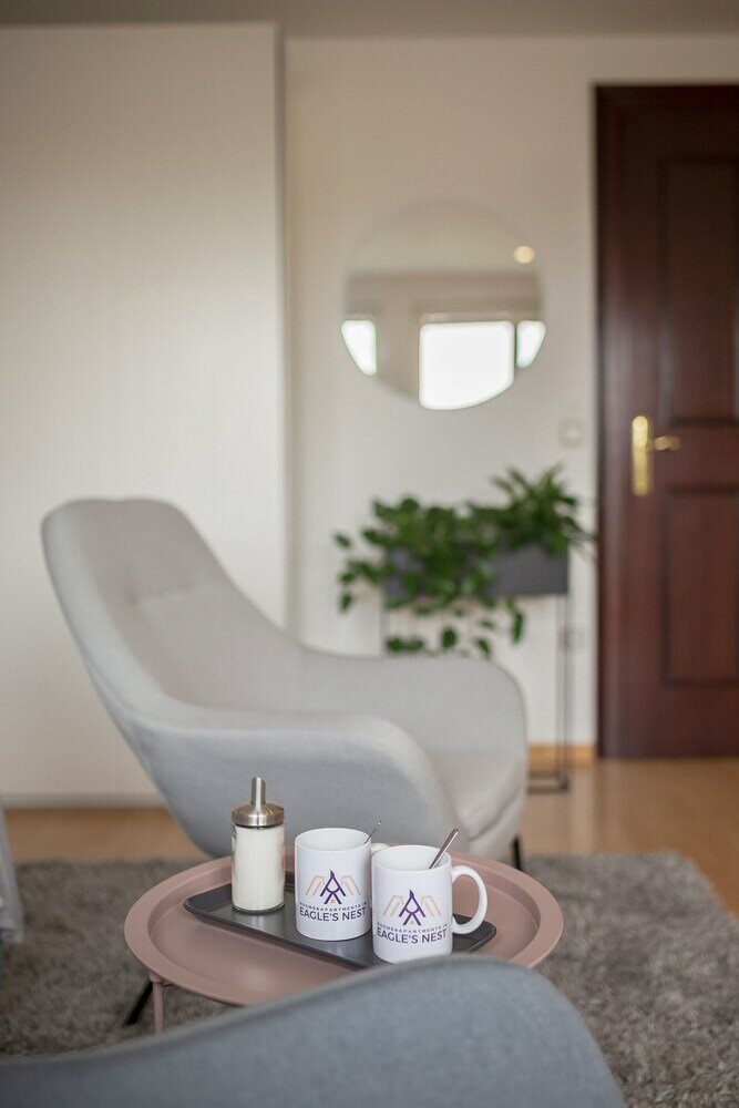 Фото Rooms and Apartments in Eagle's Nest