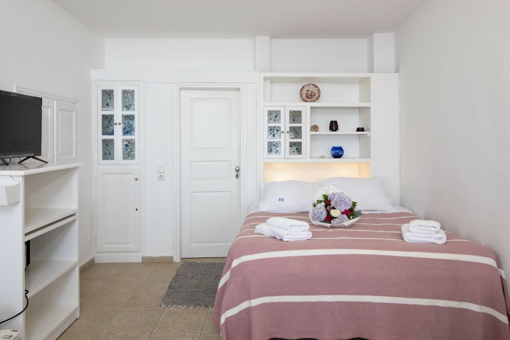 Фото Santorini Folia Bianca