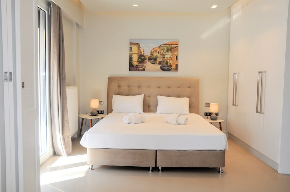 Фото Luxurious minimal apartment in Acropolis