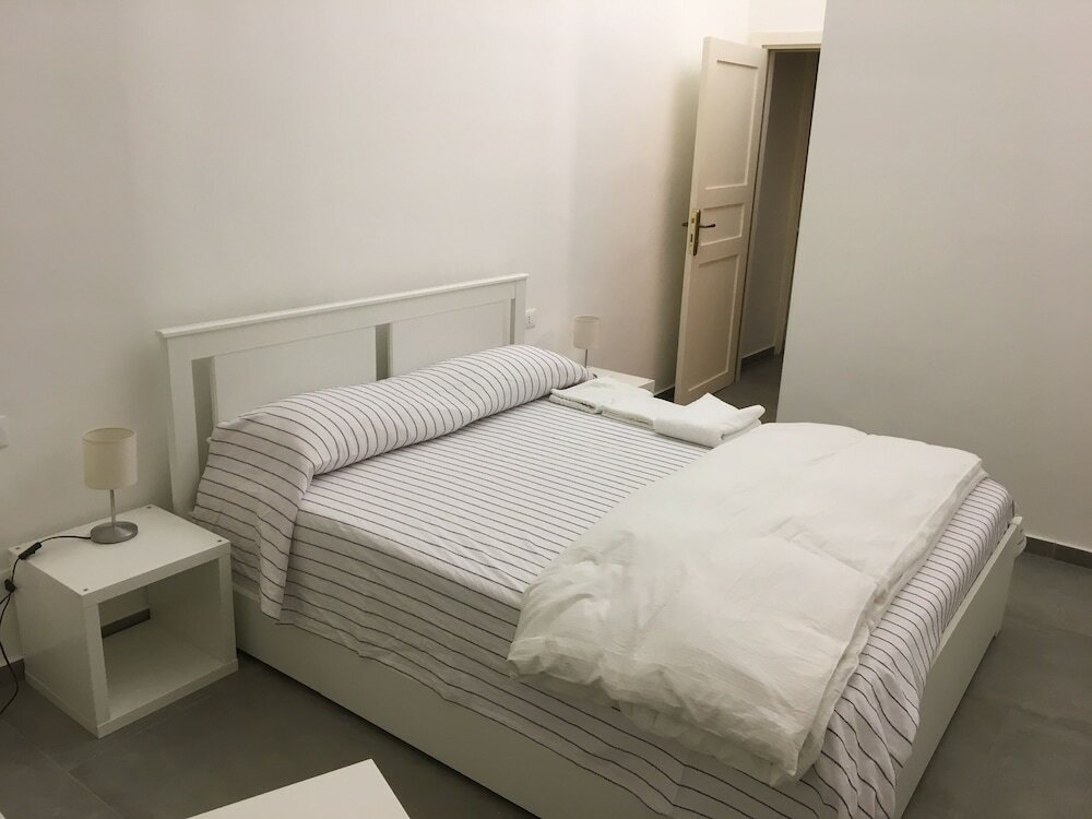 Фото FraLePorte B&b