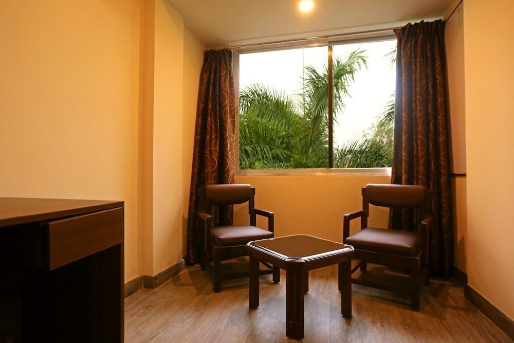 Фото Hotel Shantidoot