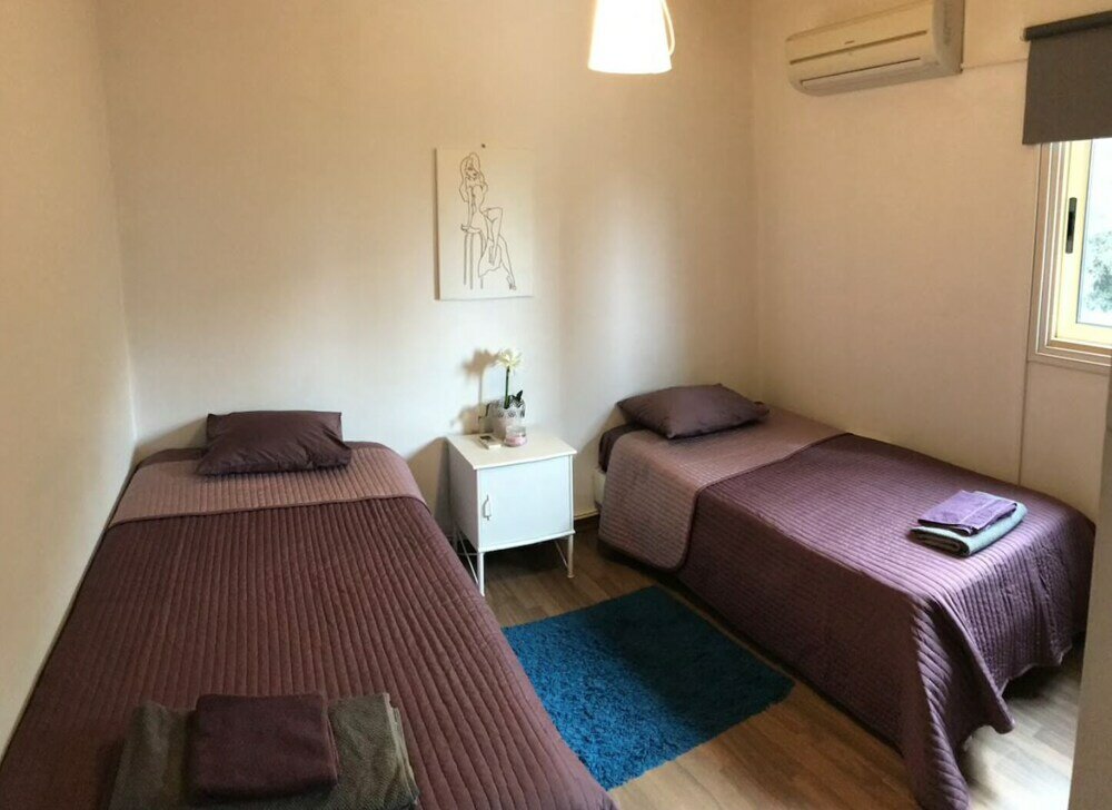 Фото Unique 2 bedroom modern apartment